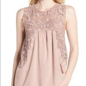 Chelsea 28 Lace Yolk Top